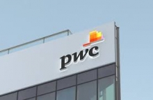 PwC va redeveni auditorul financiar al BCR, după 13 ani, dar ar putea pierde consultanța pentru vânzări de credite neperformante